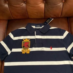 Polo Ralph Lauren
Custom Slim Fit Crest emblem Polo Shirt